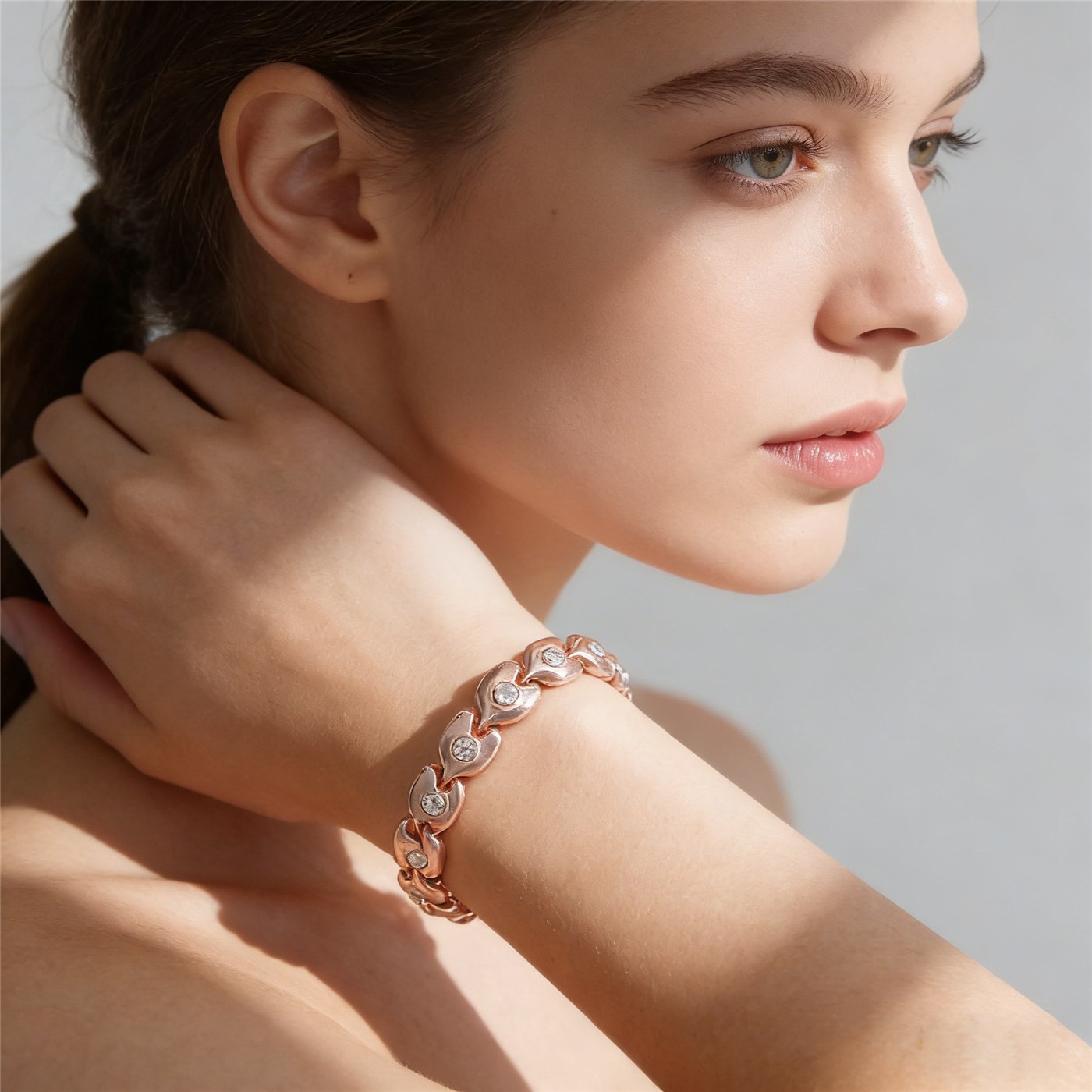 Amora Rose Gold Heart Crystal Bracelet - Image 3